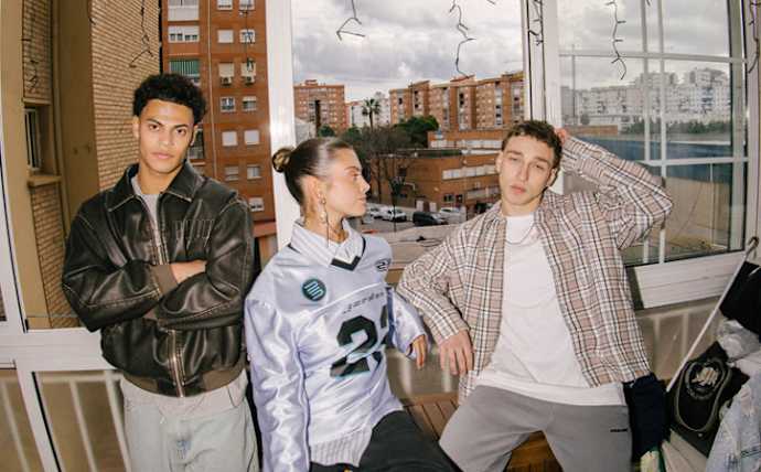 Group of 3 people wearing streetwear. Shirts, Pants & jackets