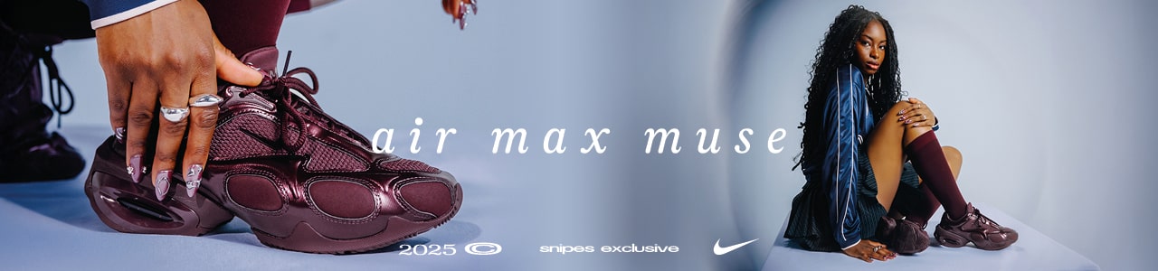 Nike Muse Campaig portaining a girl wearing nike muse sneakers