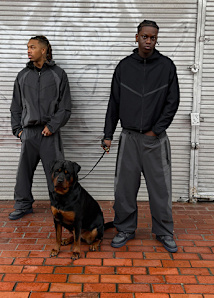 01_Nike_AM90-AF1-Muse-Online_Set-10_375x480