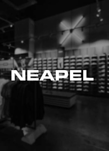 Store tour cards: Frankfurt, Vienna, Paris, Naples