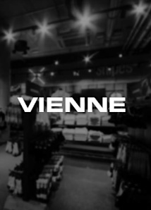 Store tour cards: Frankfurt, Vienna, Paris, Naples