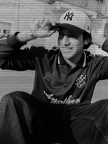 Spring Graphic male person wearing a cap and a lonngsleeve