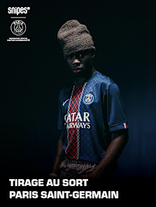Man in PSG jersey