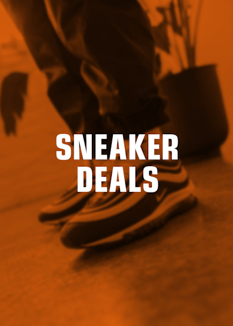 snipes Katowice store opening image of store bakcground with text: Hello Katowice 19-20 december sneaker deals free candy bar & drinks