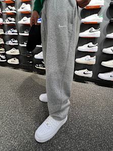 Trackpants