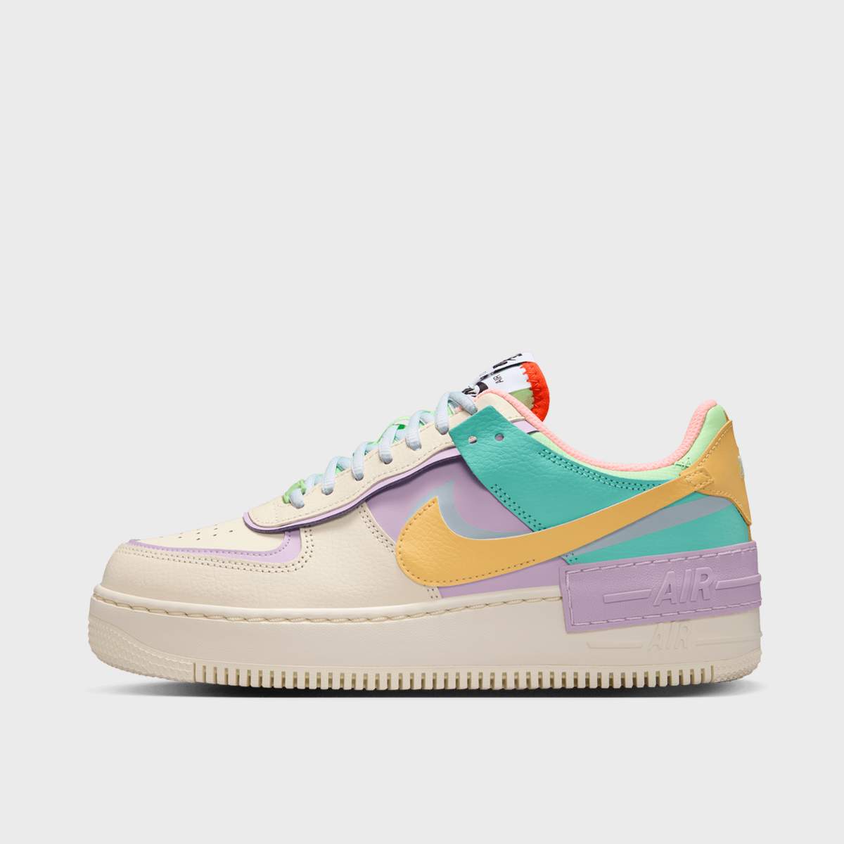 Nike WMNS Air Force 1 Shadow Air Force Shadow in multicolor formaten: 36.5