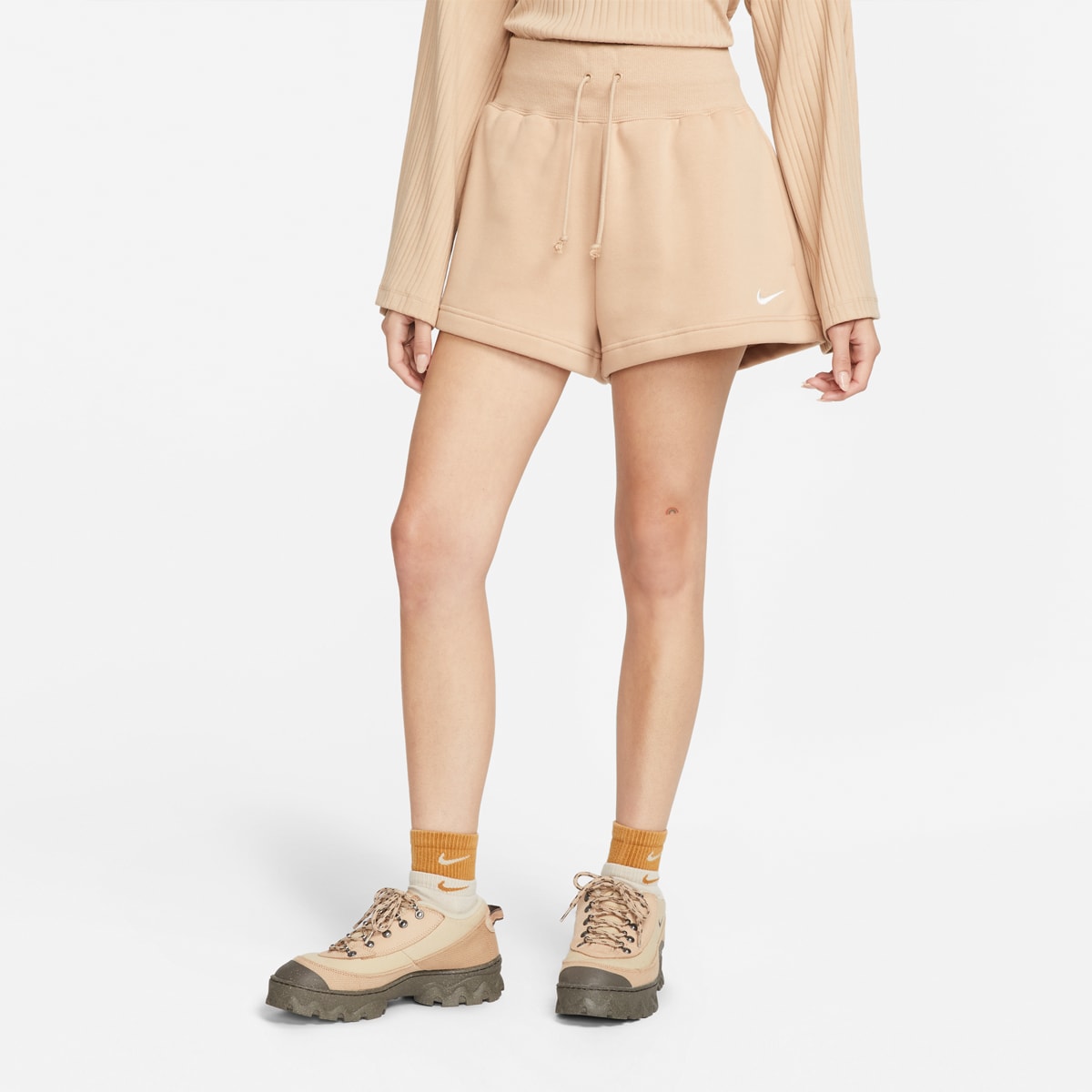 Sportswear Phoenix Fleece High-Waisted Shorts, Nike Sportswear, Apparel, en beige, taille: XS