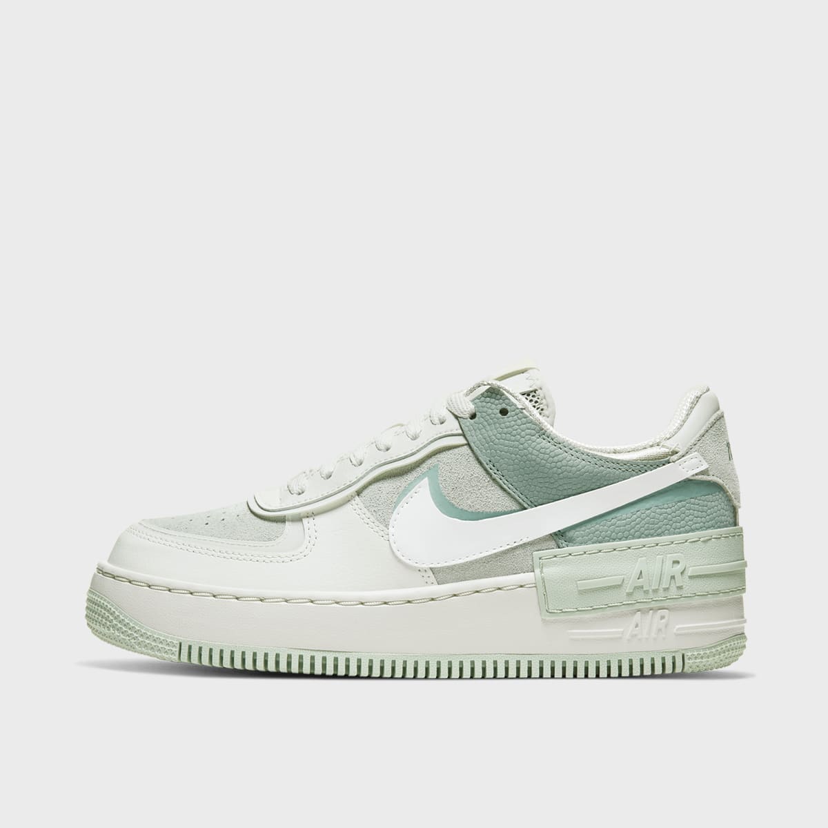 WMNS Air Force 1 Shadow, Nike, Footwear, en vert, taille: 36.5