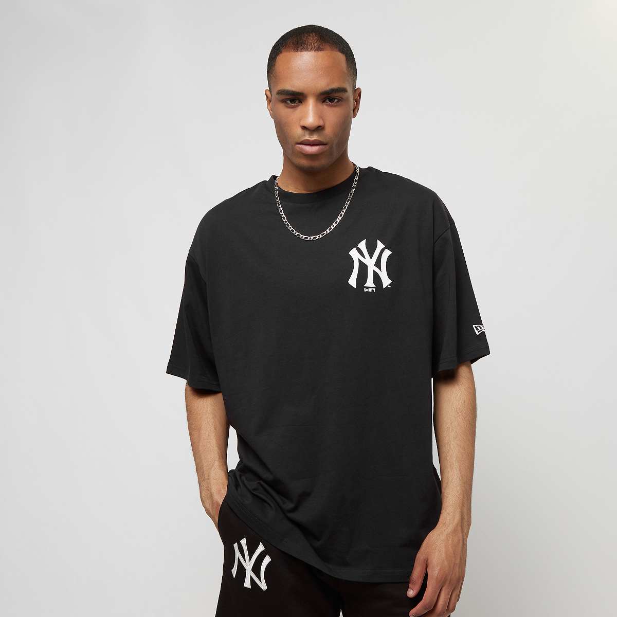 new era MLB Team Graphic Backprint Oversize Tee York Yankees NVYWHI Men T-Shirts & Polo's zwart Maat XS Kleding