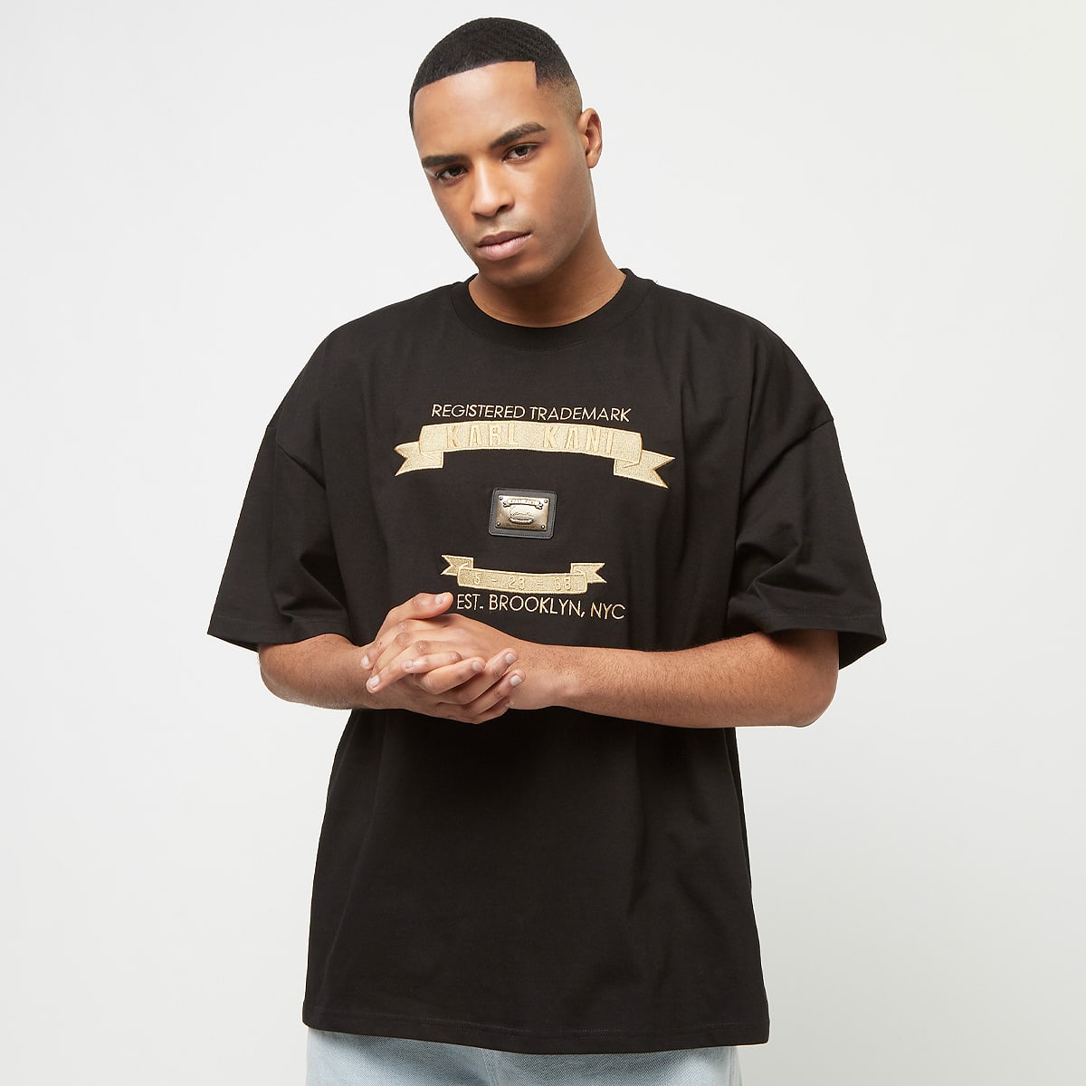 Karl Kani Metal Plate Boxy Tee T-Shirts & Polo's in zwart formaten: M