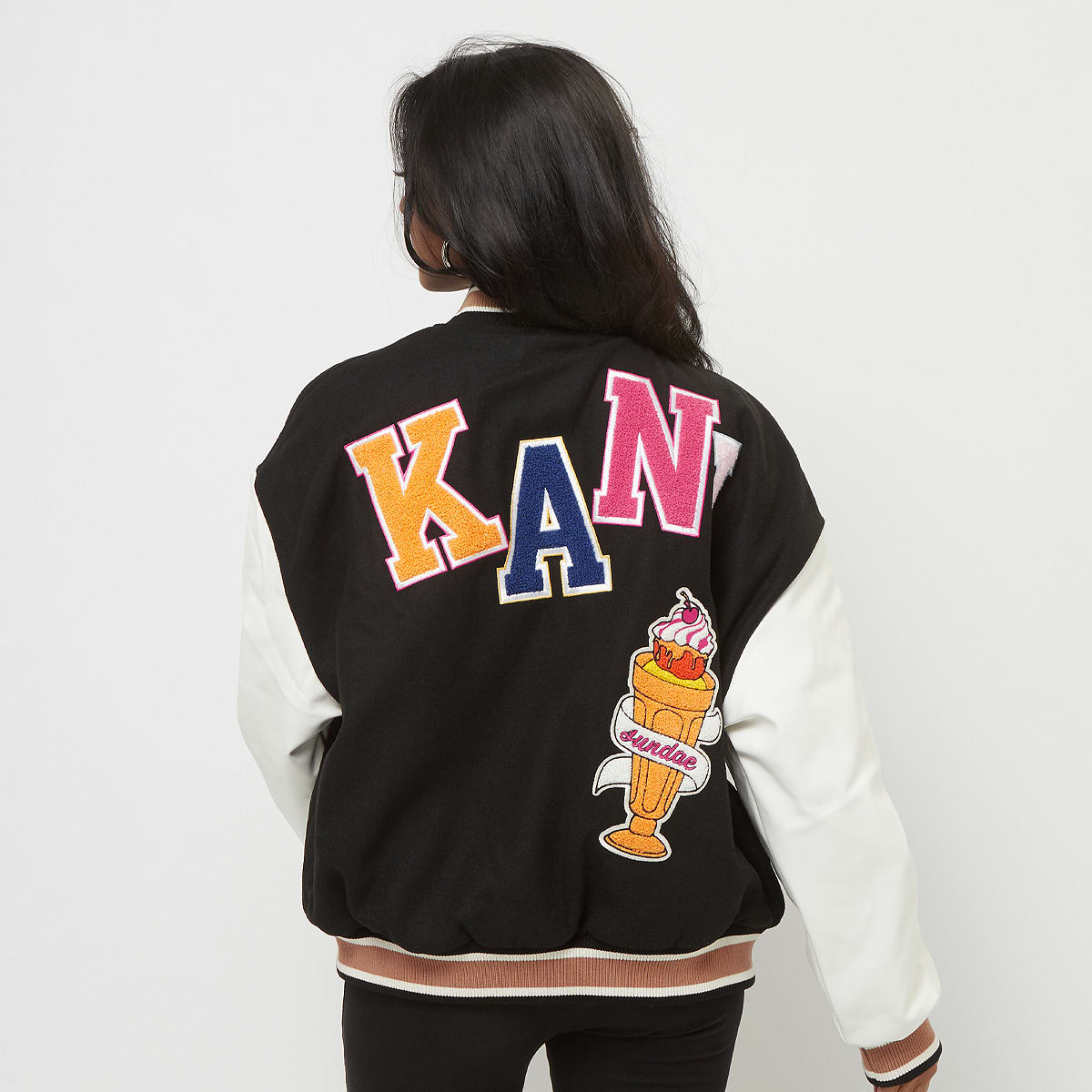 Karl Kani Retro Patch Oversized Block College Jacket College jacks in zwart formaten: S