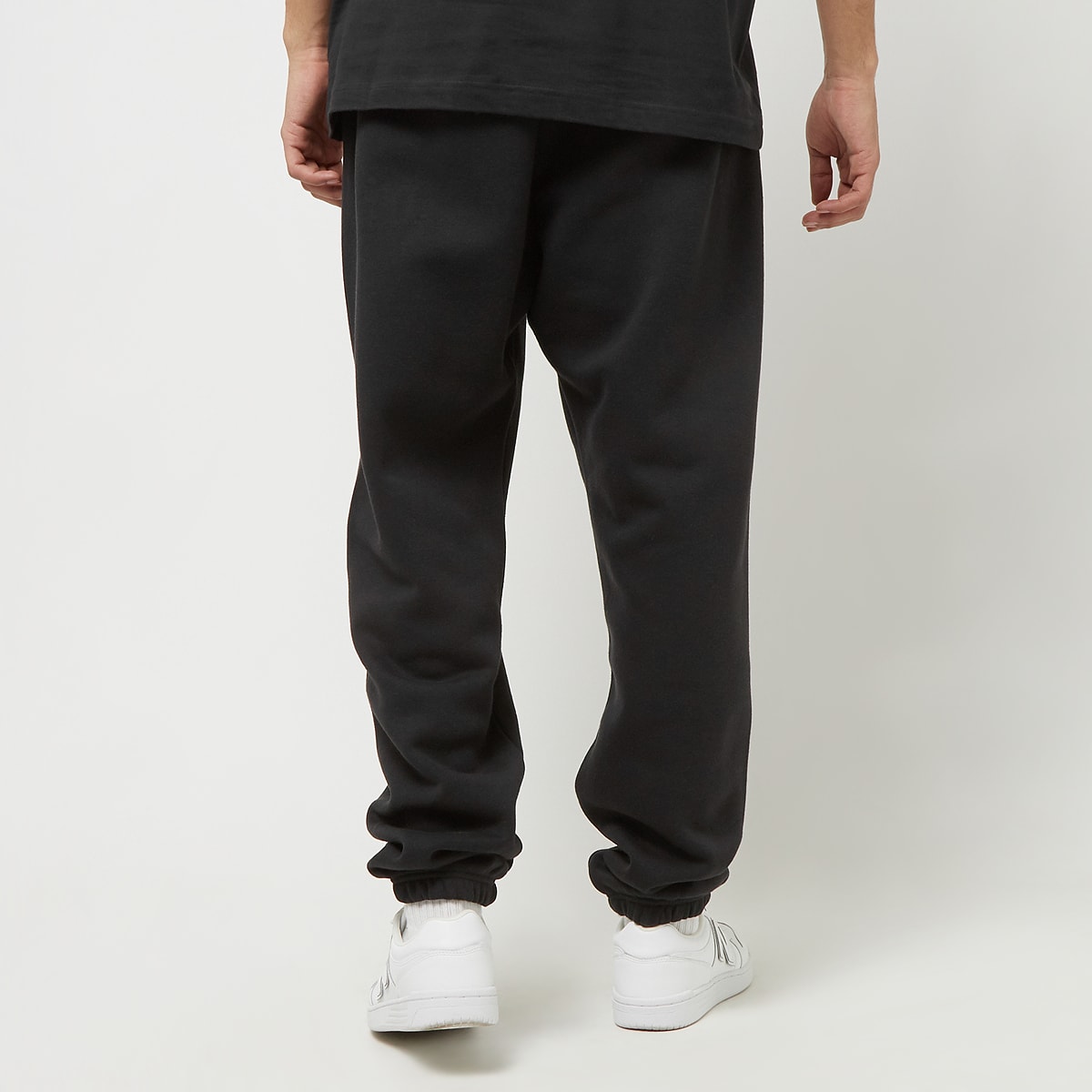 New Balance Fleece Jogger Trainingsbroeken in zwart formaten: M