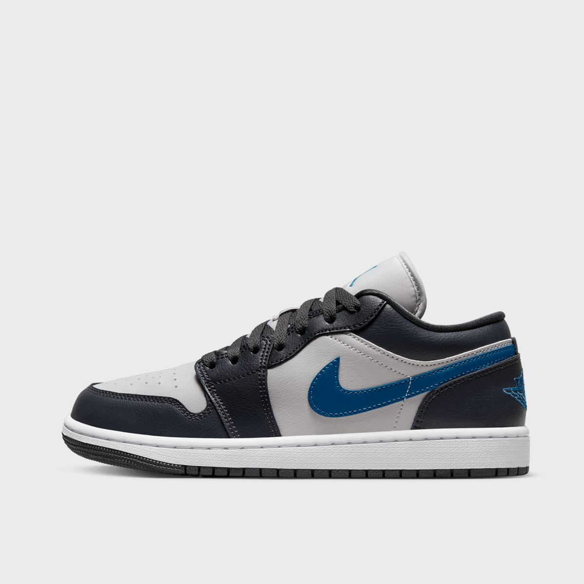 WMNS Air Jordan 1 Low, JORDAN, Footwear, en gris, taille: 36.5