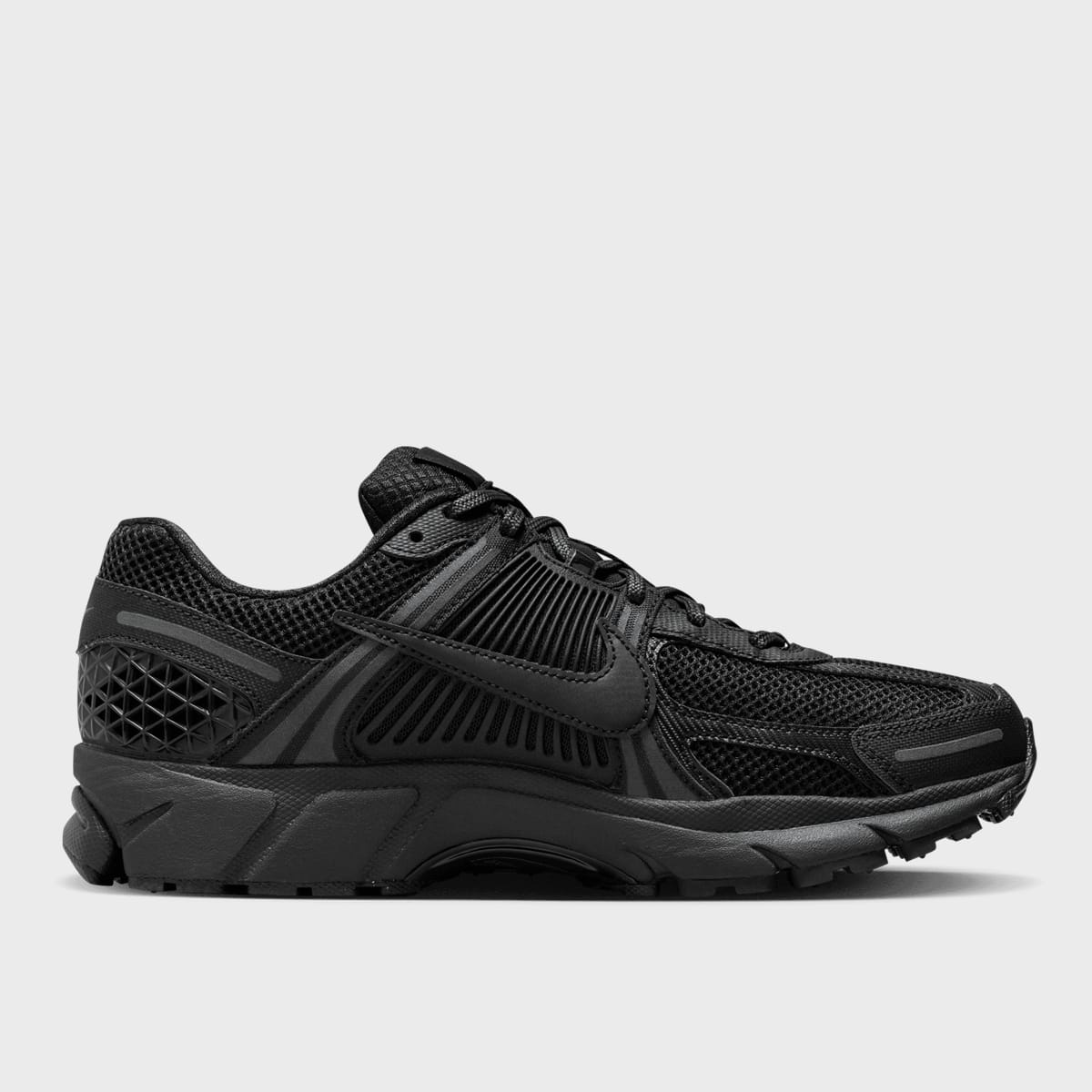 Nike Zoom Vomero 5 promotion