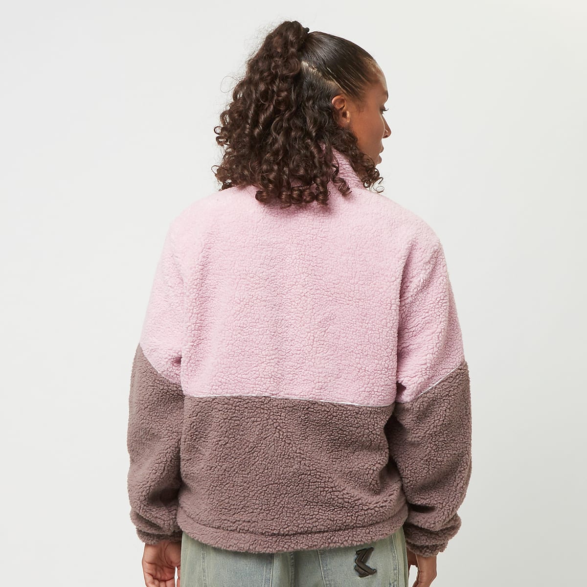 Karl Kani Sport Patch Teddy Block Trackjacket Puffer jackets in lichtroze formaten: M