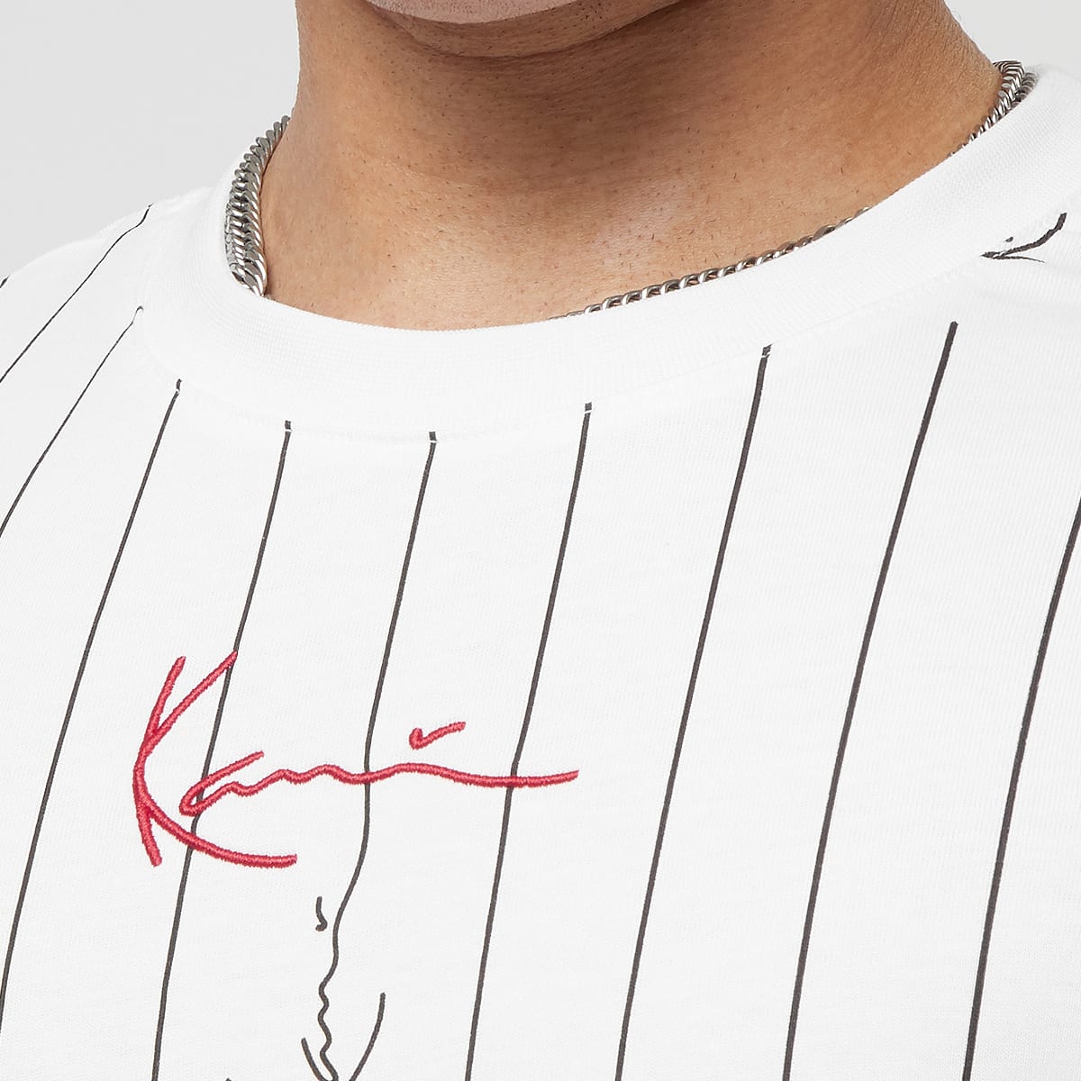 Karl Kani Small Signature Logo Pinstripe Tee Men T-Shirts & Polo's wit Maat S Kleding