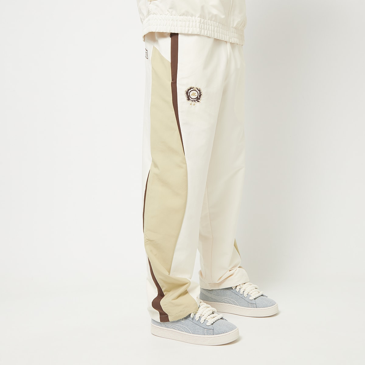 PUMA x Low Lights Cellerator Blazon Track Pants Trainingsbroeken in beige formaten: S
