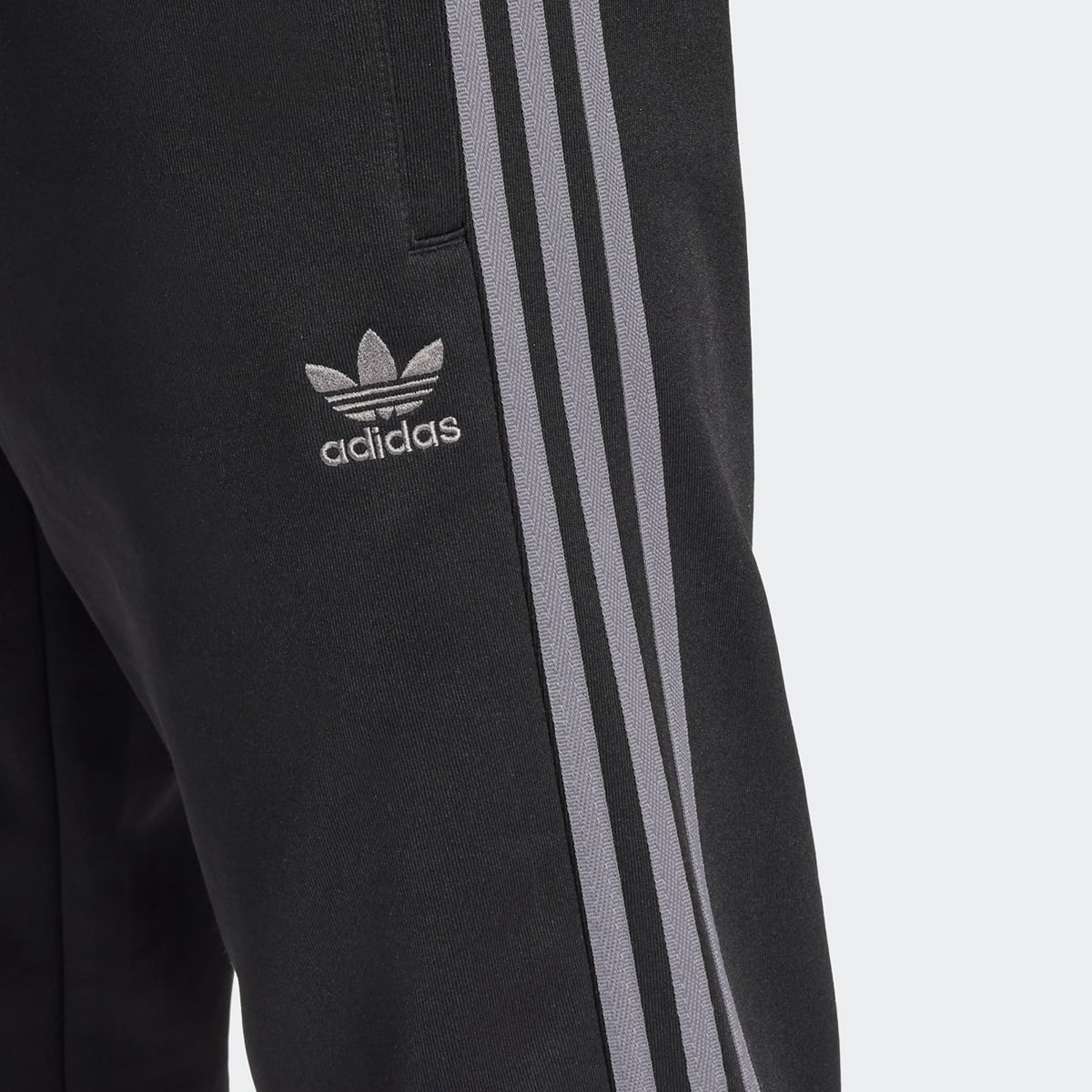 adidas Originals Superstar Trackpants men Trainingsbroeken zwart Maat S Kleding