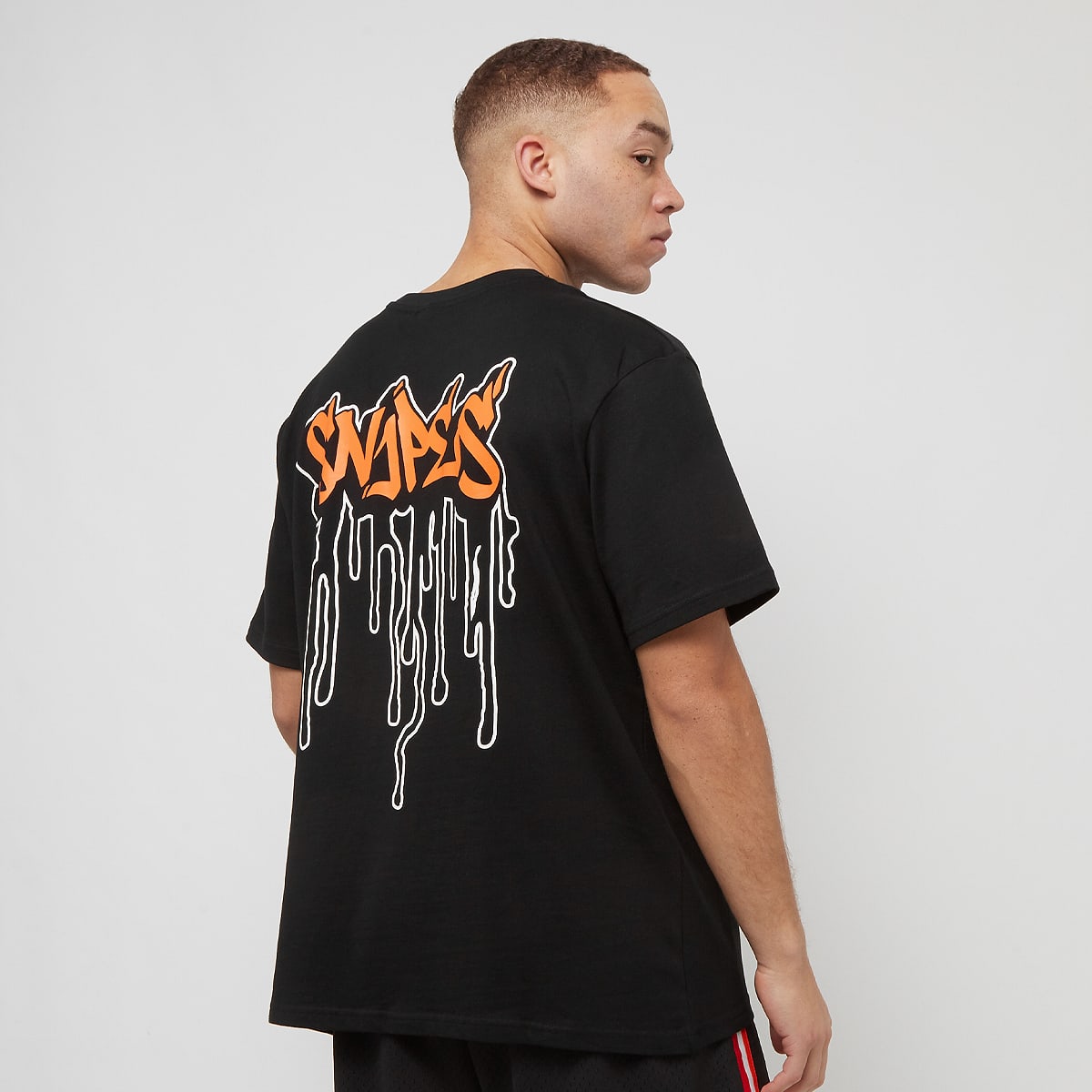 SNIPES Tag Logo Tee T-Shirts & Polo's in zwart formaten: S