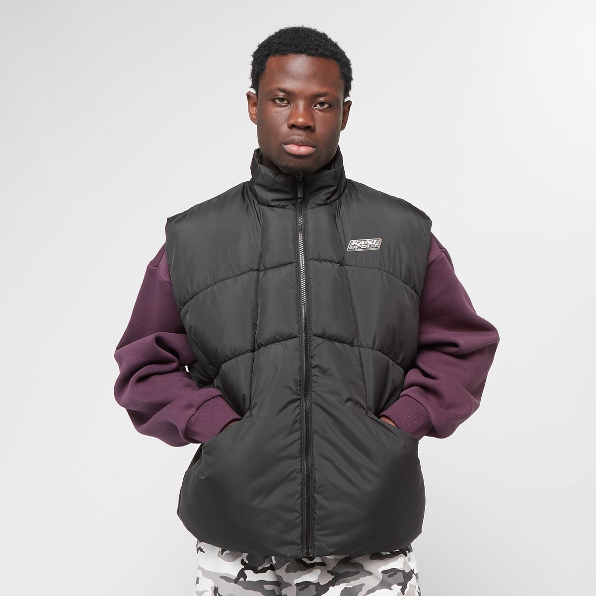 Karl Kani Sport Patch Arctic Puffer Vest men Bodywarmers zwart Maat S Kleding