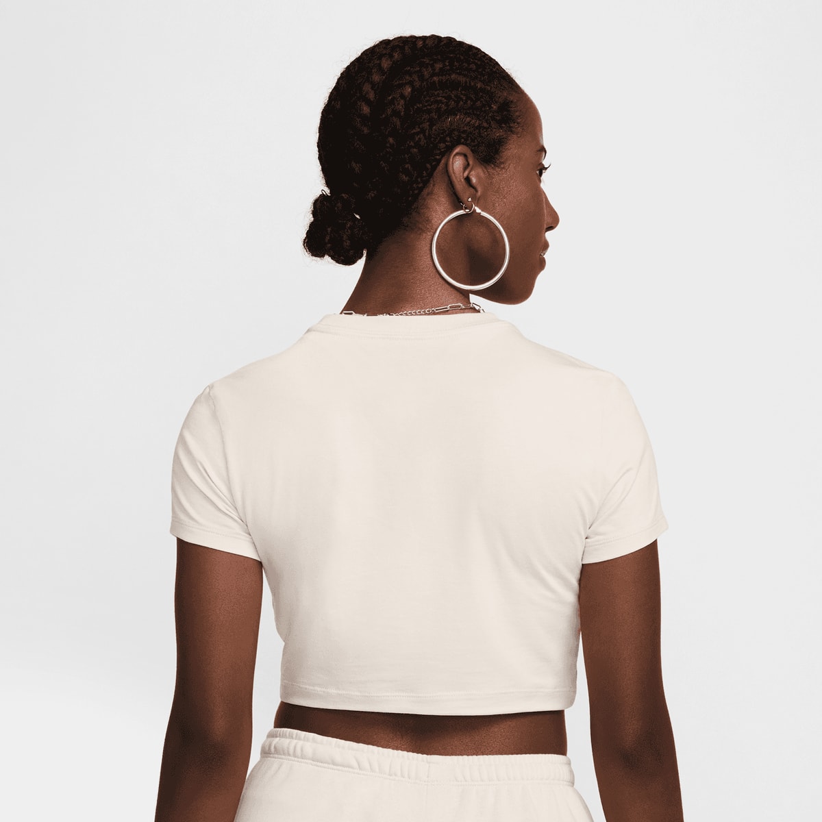 Nike Sportswear Chill Knit Crop women T-Shirts & Polo's beige Maat XS Kleding