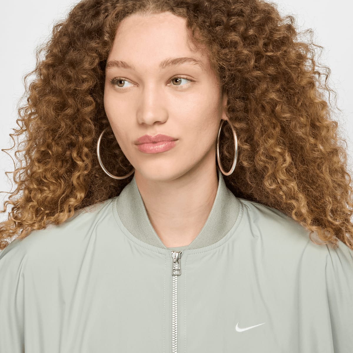 Nike Sportswear Essential Bomber Jacket women Tussenseizoensjassen groen Maat XS Kleding