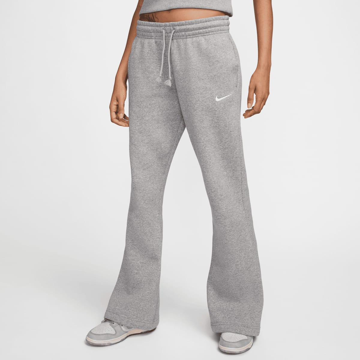 Nike Sportswear Phoenix Fleece Mide Rise Flare Pants Trainingsbroeken in grijs formaten: XS