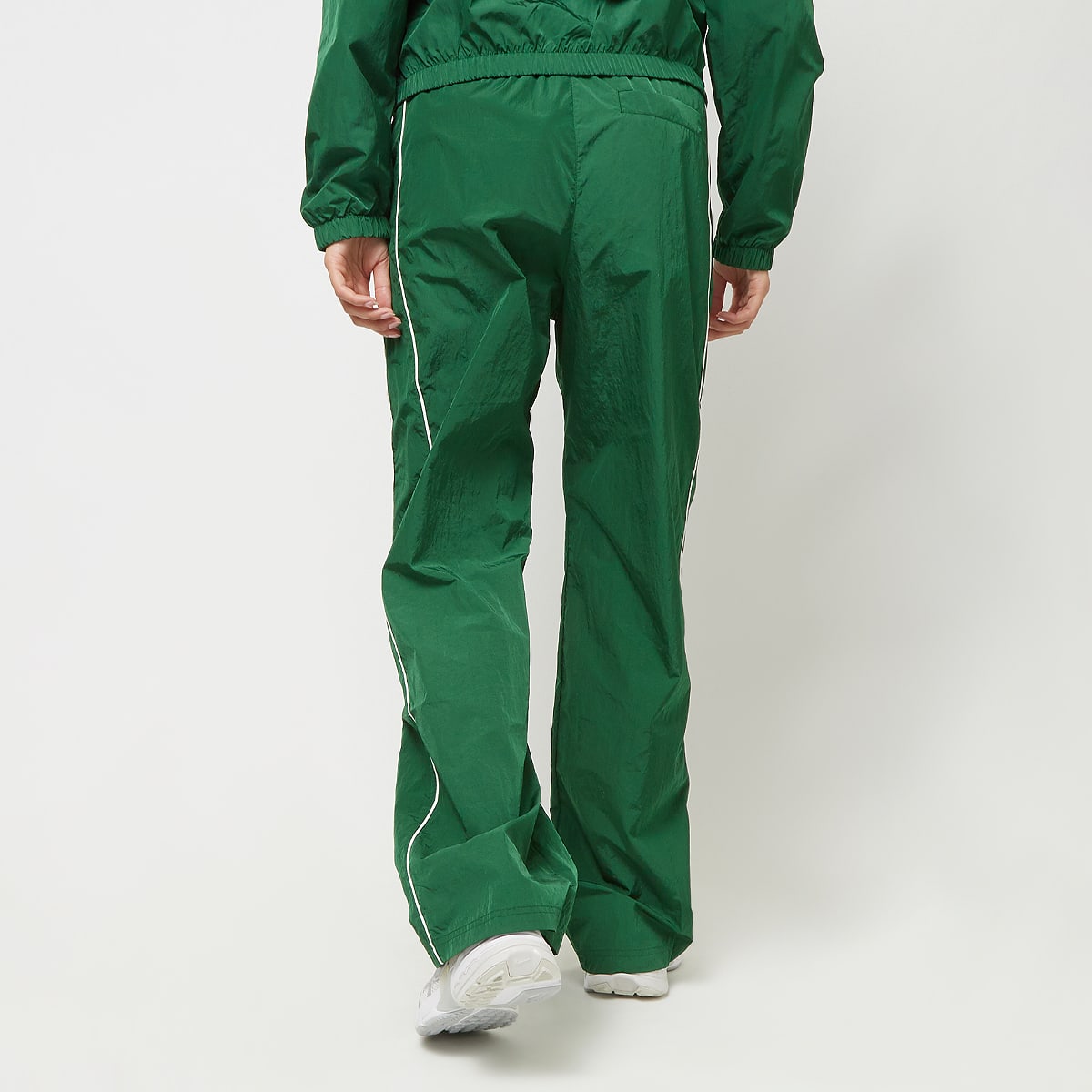 Nike Sportswear Windrunner Woven High Rise OH Pant Trainingsbroeken in groen formaten: XS