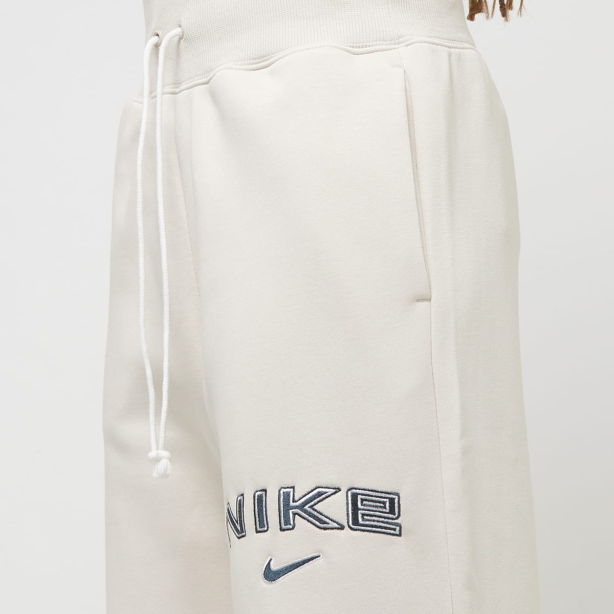 Nike Sportswear Phoenix High-Rise Logo Wide Leg Pants Trainingsbroeken in beige formaten: M