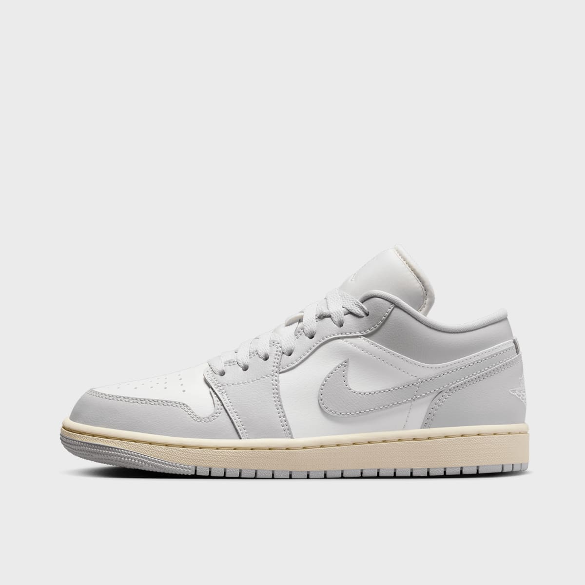 Air Jordan 1 Low sail/neutral grey/coconut milk, JORDAN, Footwear, en gris, taille: 40