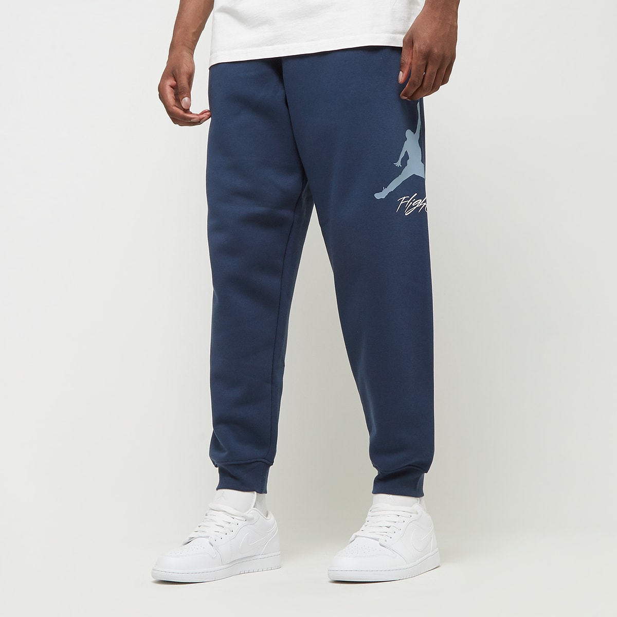 Jordan Essentials Baseline Fleece Pants Trainingsbroeken in blauw formaten: S