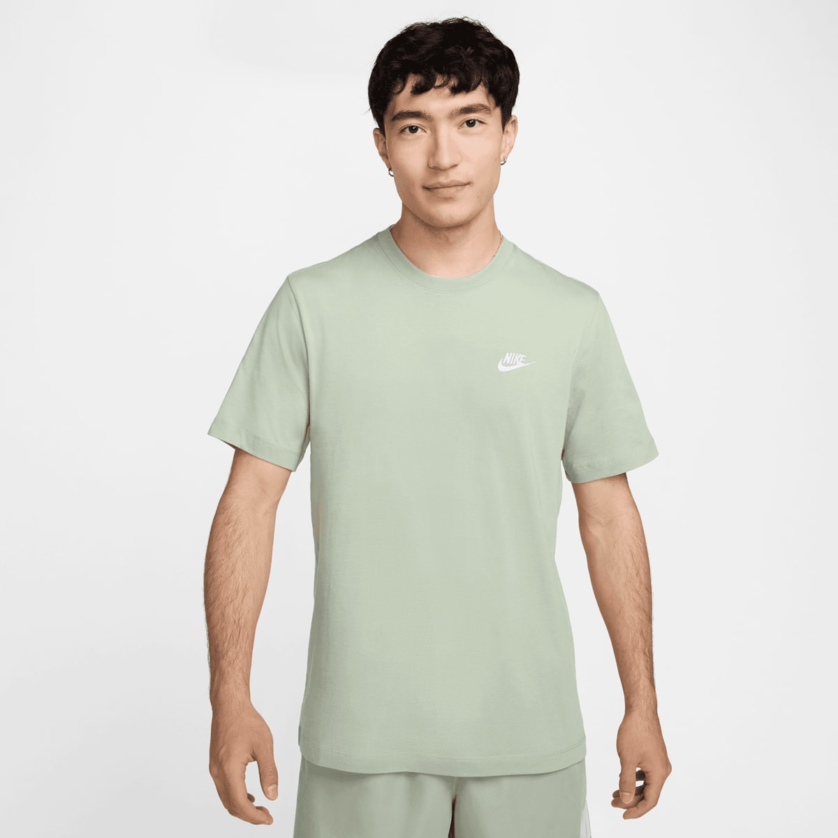 Nike, Sportswear Club T-Shirt, green