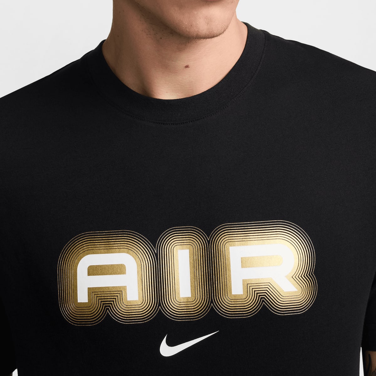 Nike Sportswear Swoosh Air Graphic T-Shirt T-Shirts & Polo's in zwart formaten: M