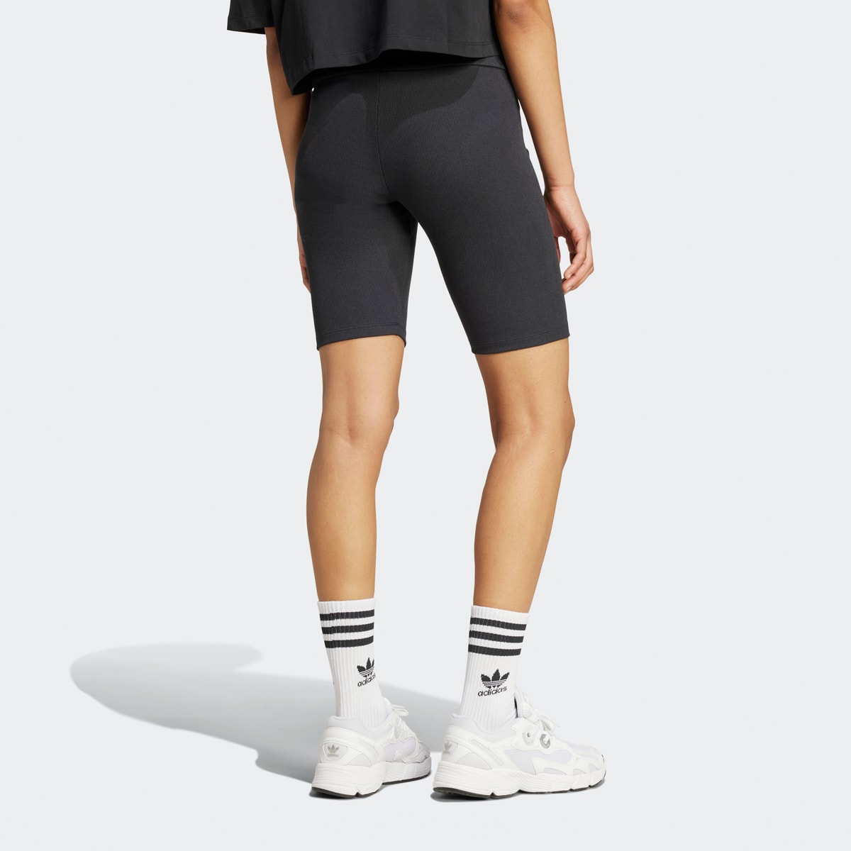 adidas Originals Essentials Short Leggings in zwart formaten: XS