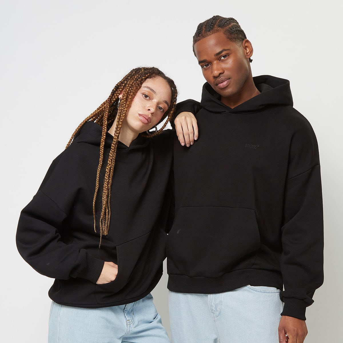 SNIPES, Small Logo Essential Oversized Hoodie, black