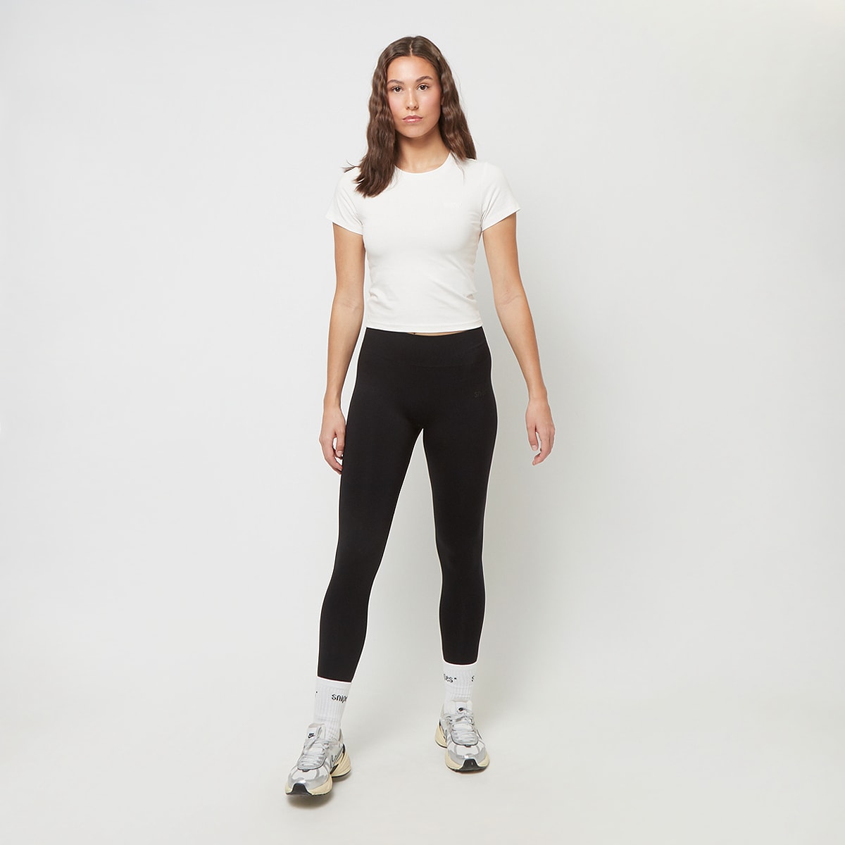 Snipes Small Logo Essential Baby Tee — foto 4