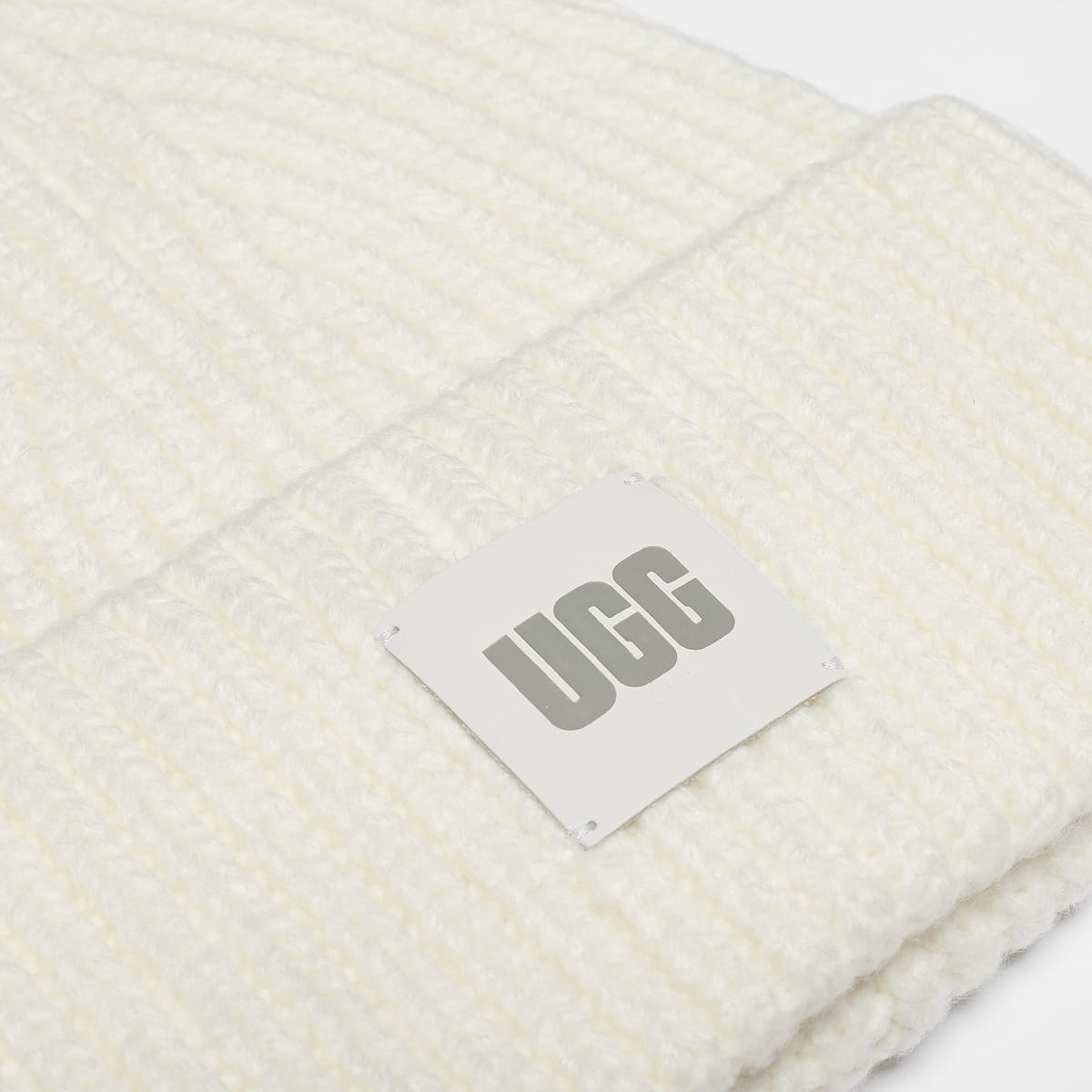 Ugg Chunky Rib Beanie Mutsen in wit formaten: ONE SIZE
