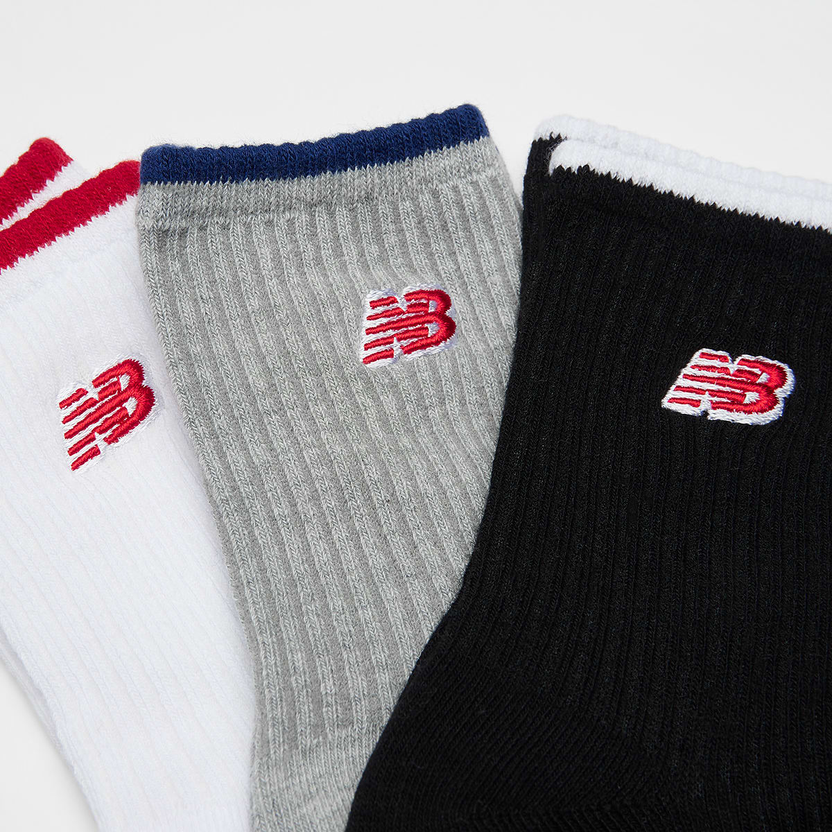 New Balance 3 PACK Patch Logo Midcalf Socks Sokken in multicolor formaten: 27-30