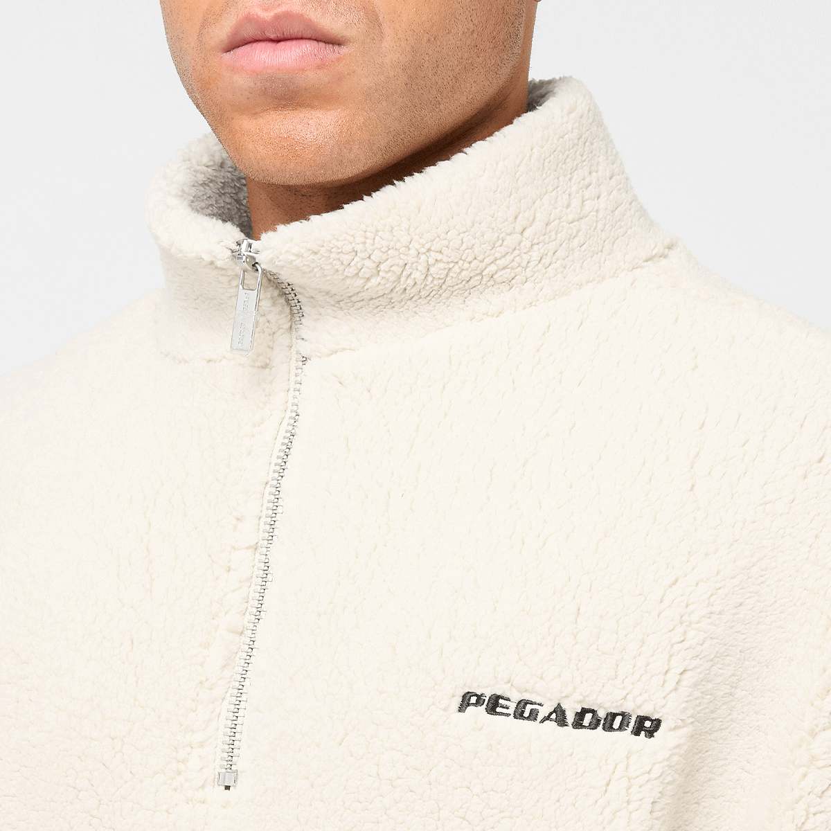 Pegador Puka Teddy Half Zip Sweater Hoodies & Sweaters in beige formaten: S