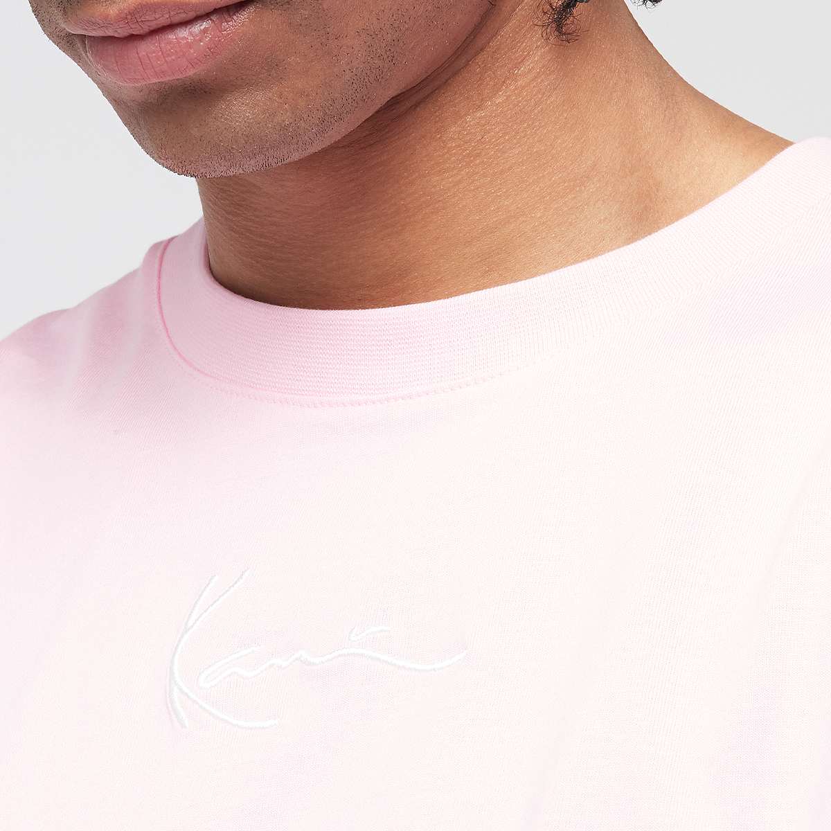 Karl Kani Small Signature Essential Tee Men T-Shirts & Polo's lichtroze Maat S Kleding