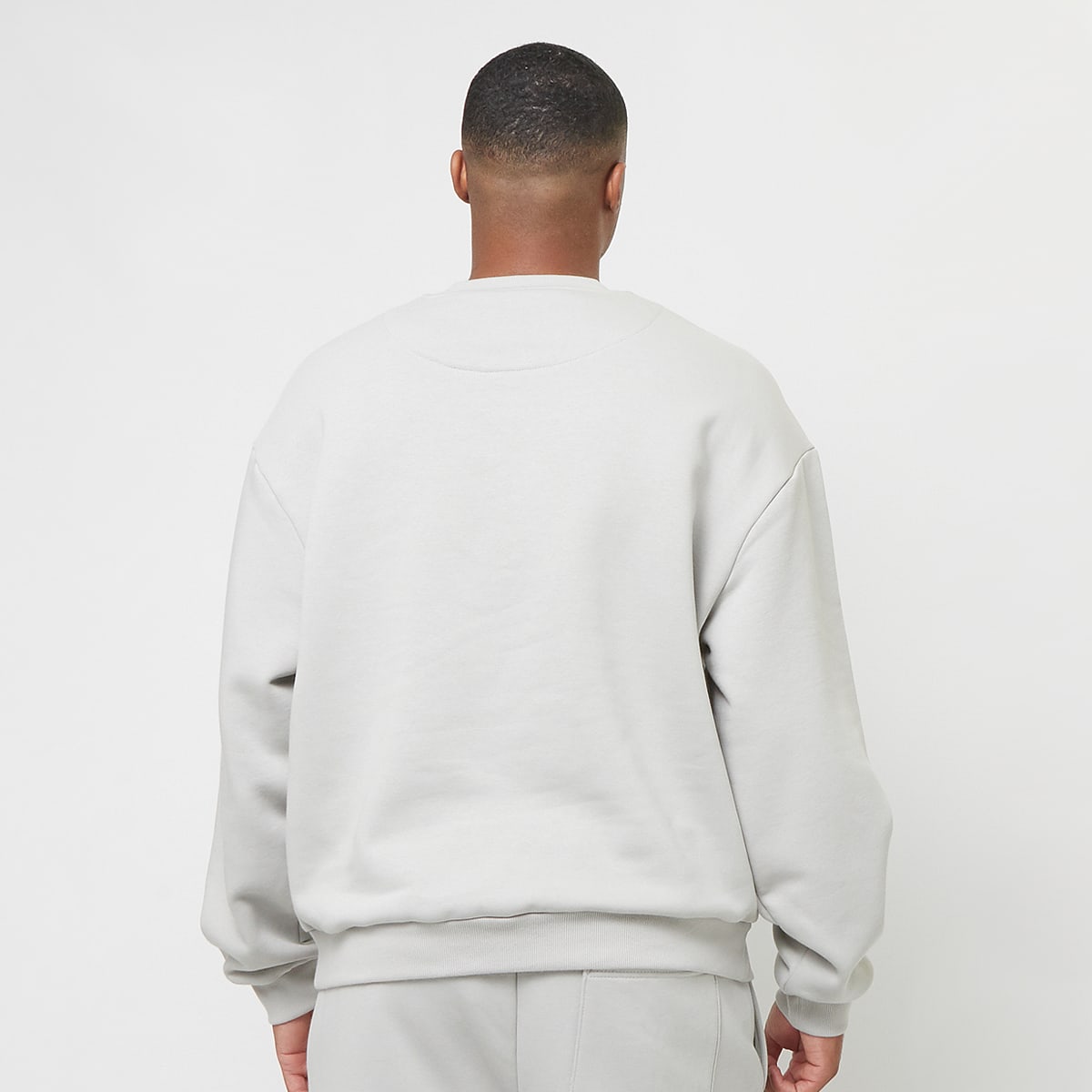 Urban Classics Fluffy Crewneck lightasphalt Hoodies & Sweaters in grijs formaten: M