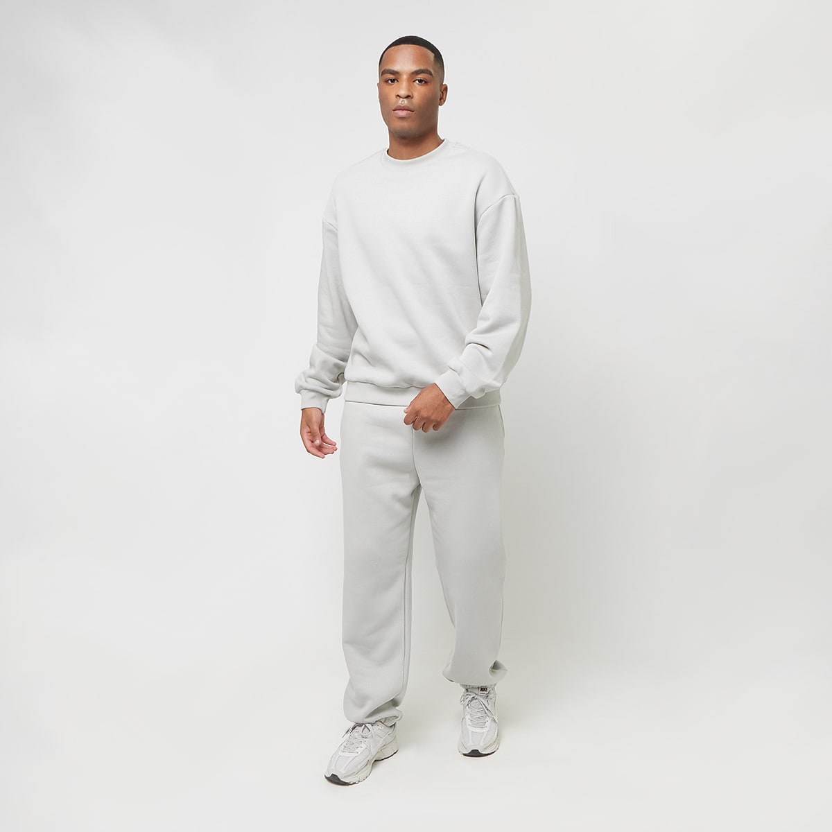 Urban Classics Fluffy Crewneck lightasphalt Hoodies & Sweaters in grijs formaten: M