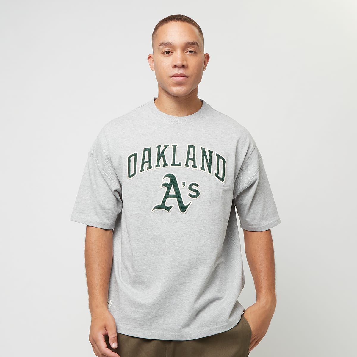 New era MLB Oakland Athletics Rib Infill Oversized Tee T-Shirts & Polo's in grijs formaten: S