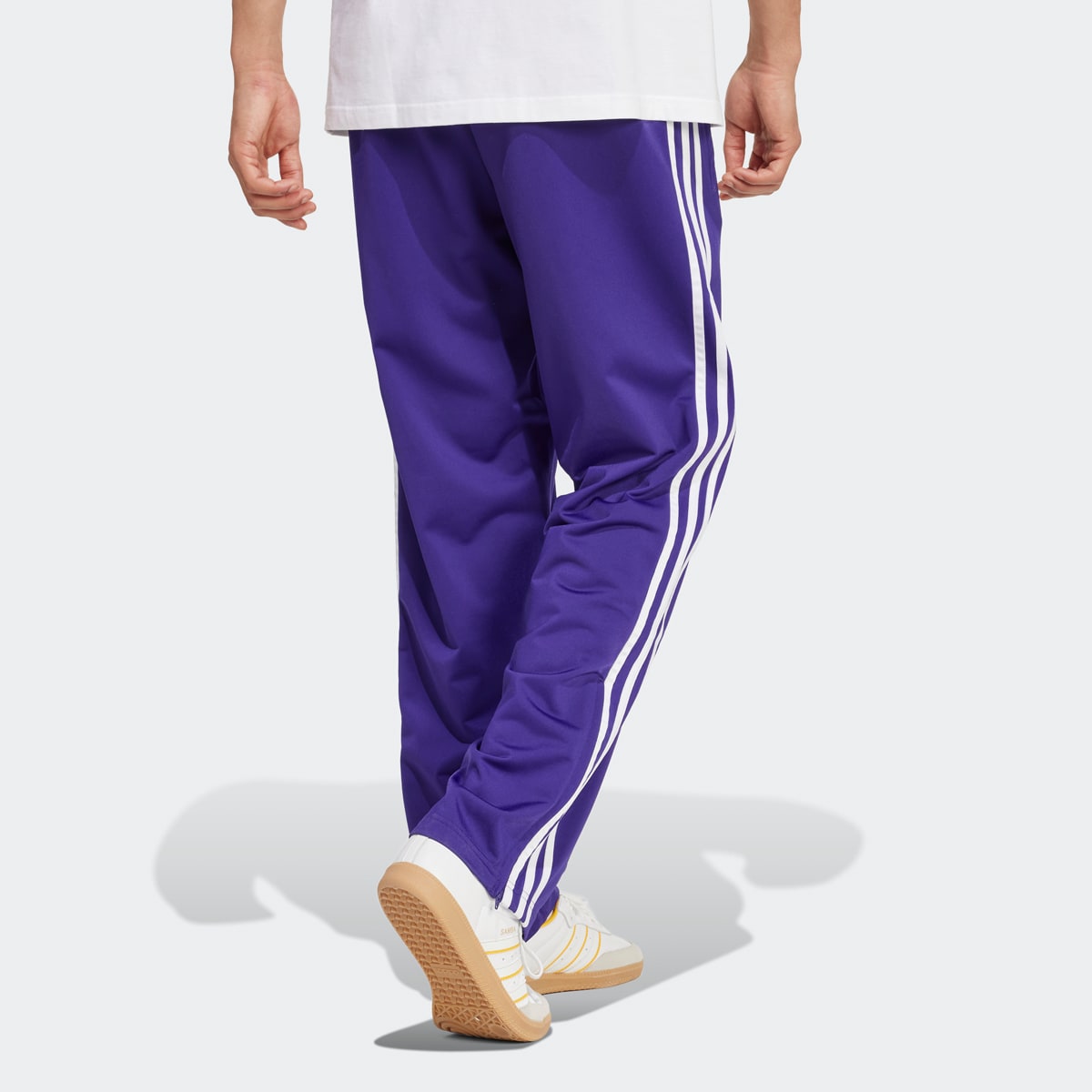 adidas Originals Firebird Trackpant Trainingsbroeken in roze formaten: XL