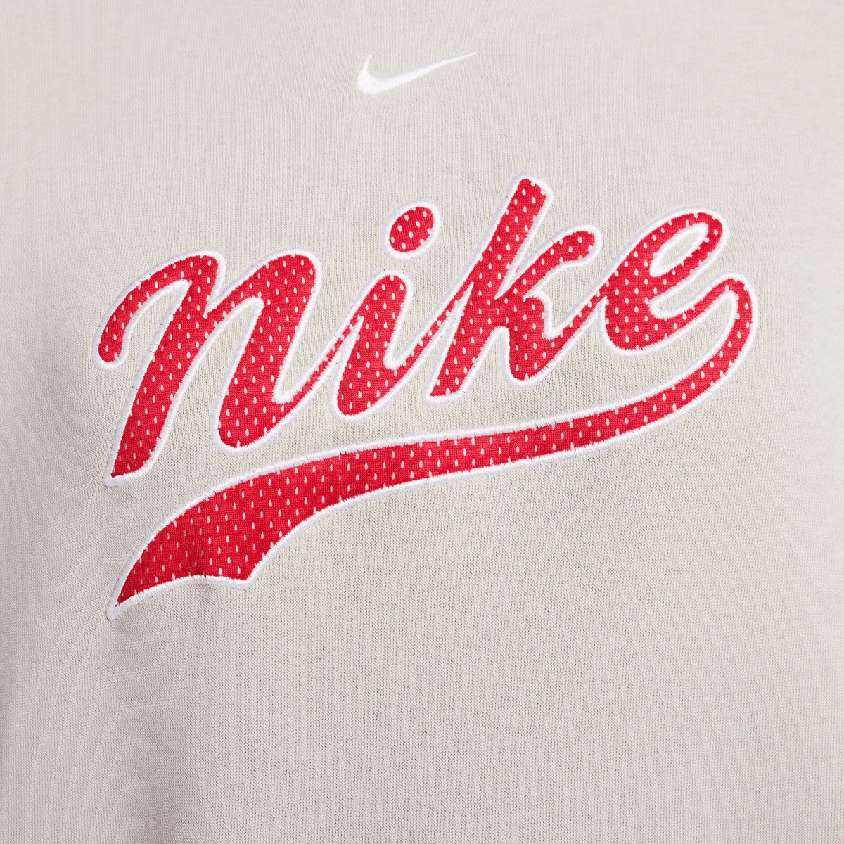 Nike Sportswear Phoenix Fleece Hoodie women Hoodies & Sweaters beige Maat M Kleding