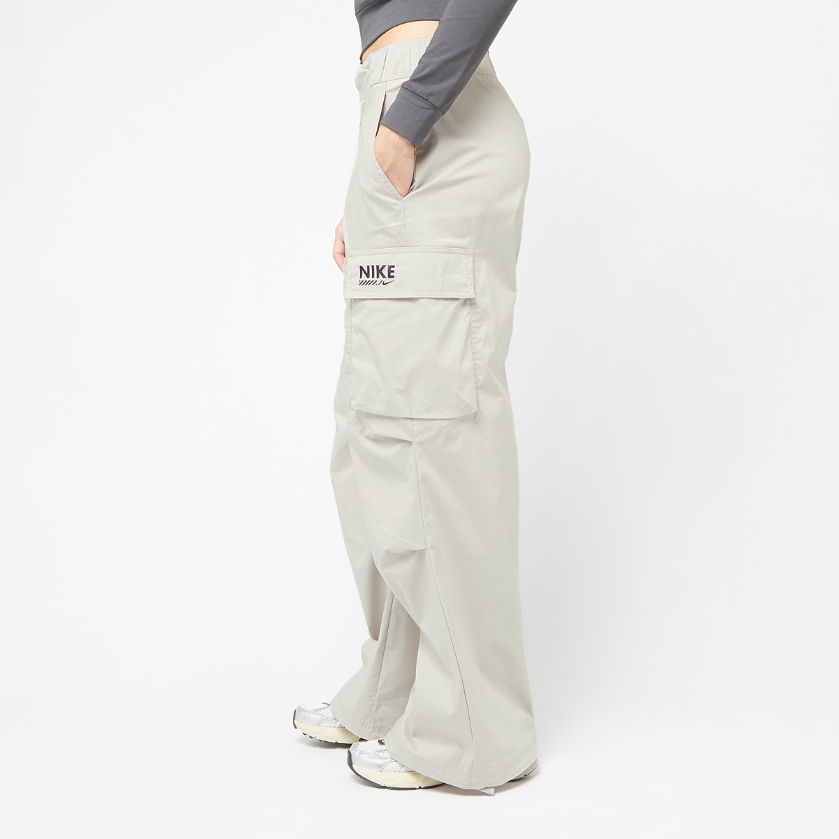 Nike Sportswear Woven Oversized Pants Cargobroeken in beige formaten: XS