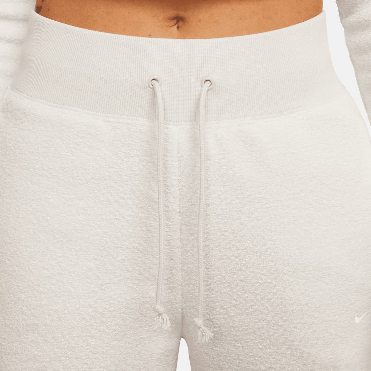 Nike Sportswear Phoenix Plush High-Rise Wide Pants women Trainingsbroeken beige Maat S Kleding