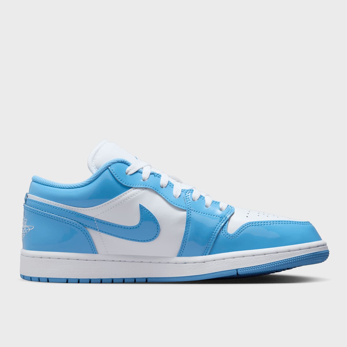 Jordan Air 1 Low SE white legend blue Air 1 in blauw formaten: 41