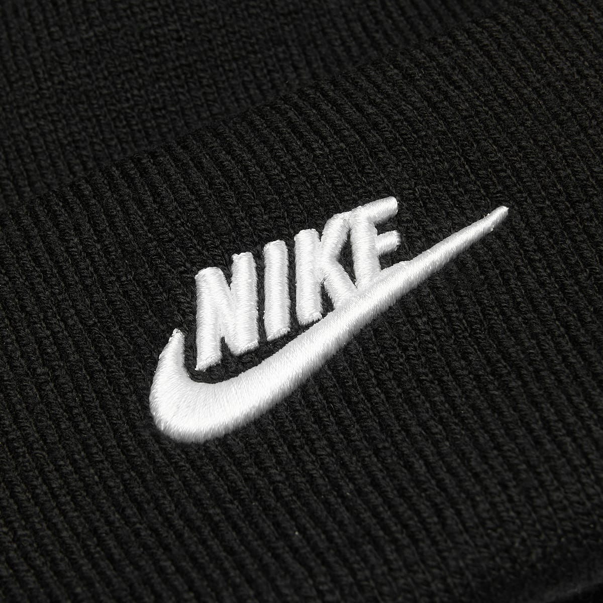 Nike U NK PEAK BEANIE TC FUT F24 L black white Mutsen in zwart formaten: ONE SIZE