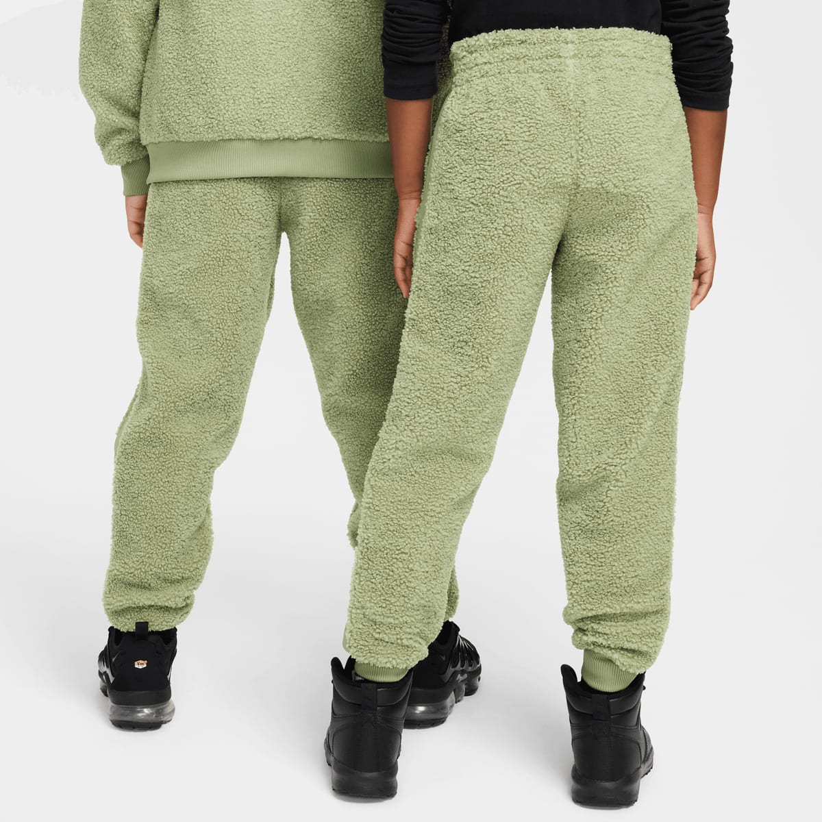 Nike Sportswear Club Fleece Winterized Pants unisex Trainingsbroeken groen Kleding